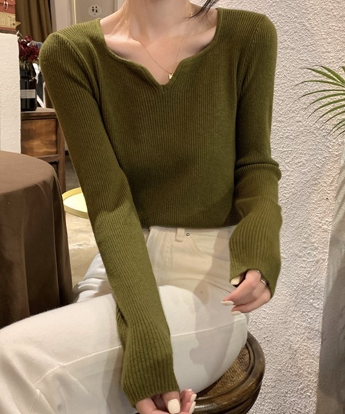 ABITOKYO(アビトーキョー)の「ハートネックリブニットトップス(ニット/セーター・レディース・ホワイト/ブラック/ベージュ/ブラウン/カーキ/アイボリー・FREE)」の14枚目の写真
