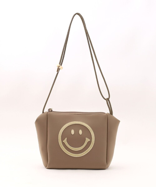 COOCO（クーコ）の「ＳＭＩＬＥＹ　ダイバー素材ショルダーバッグ（ショルダーバッグ・レディース・カモフラージュ/ベージュ/ブラック・FREE）」の5枚目の写真