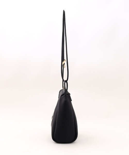 COOCO（クーコ）の「ＳＭＩＬＥＹ　ダイバー素材ショルダーバッグ（ショルダーバッグ・レディース・カモフラージュ/ベージュ/ブラック・FREE）」の8枚目の写真