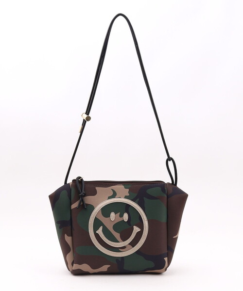 COOCO（クーコ）の「ＳＭＩＬＥＹ　ダイバー素材ショルダーバッグ（ショルダーバッグ・レディース・カモフラージュ/ベージュ/ブラック・FREE）」の15枚目の写真