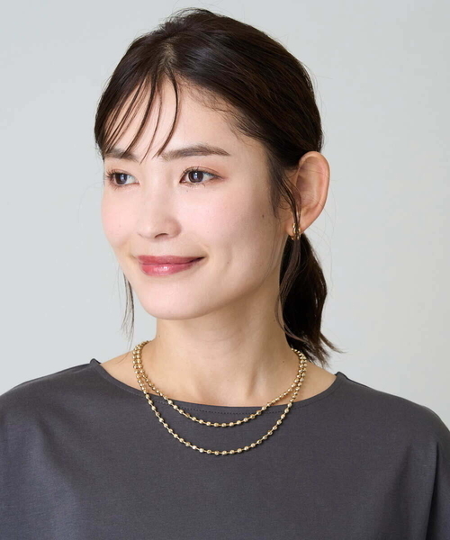 a.v.v（アーヴェヴェ）の「ボール二連マンテルネックレス（ネックレス・レディース・ゴールド/シルバー・38）」の3枚目の写真