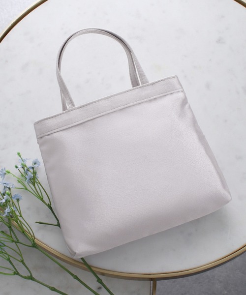 girl（ガール）の「2wayショルダーサテンパーティーサブバッグ 結婚式 パーティー お呼ばれ オケージョン（トートバッグ・レディース・シルバー/ブラック/ゴールド・FREE）」の3枚目の写真