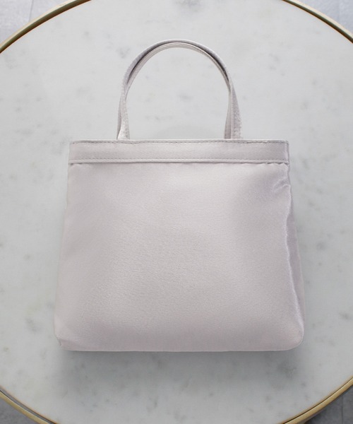 girl（ガール）の「2wayショルダーサテンパーティーサブバッグ 結婚式 パーティー お呼ばれ オケージョン（トートバッグ・レディース・シルバー/ブラック/ゴールド・FREE）」の5枚目の写真