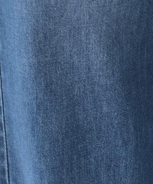 SHOO・LA・RUE（シューラルー）の「◆【洗える】大人カジュアルコーデに やわらかワイドデニムパンツ（デニムパンツ・レディース・ブルー/ネイビー・04/02/03）」の6枚目の写真