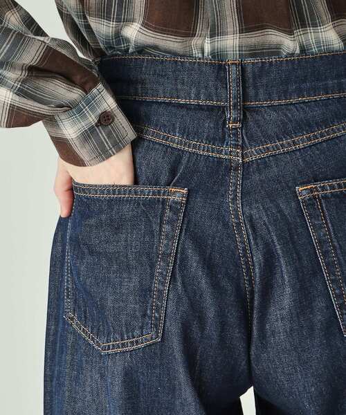 SHOO・LA・RUE（シューラルー）の「◆【洗える】大人カジュアルコーデに やわらかワイドデニムパンツ（デニムパンツ・レディース・ブルー/ネイビー・04/02/03）」の16枚目の写真