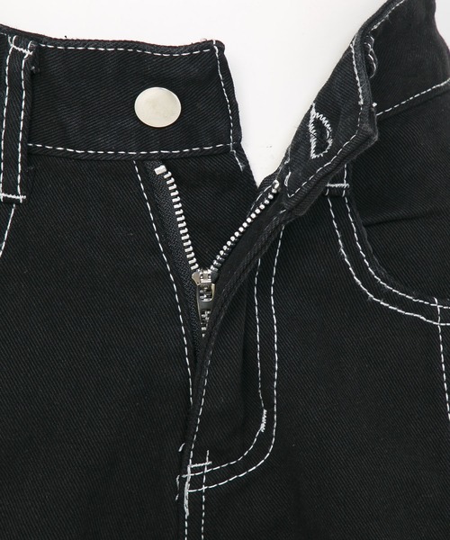 Diable baiser(ディアブルベーゼ)の「ステッチベルトポケットブラックデニムパンツ(デニムパンツ・レディース・ブラック・LARGE/MEDIUM/SMALL/LL)」の10枚目の写真