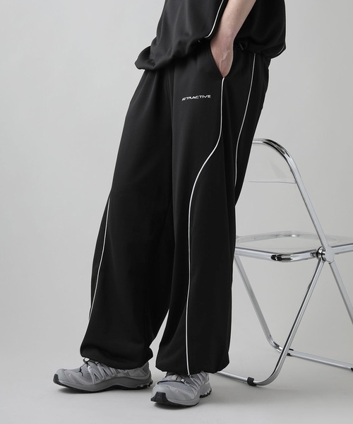 MSGM ナイロンパンツ ブラック ネオンイエローロゴ ドローコード MSGM ナイロンパンツ ブラック ネオンイエローロゴ ドローコード