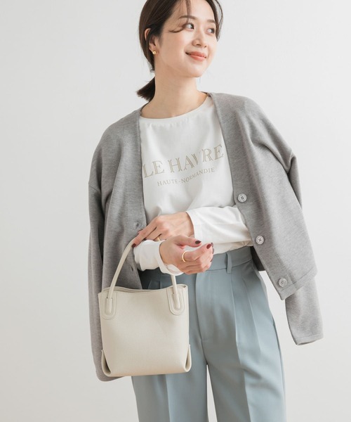 URBAN RESEARCH DOORS(アーバンリサーチドアーズ)の「『UR TECH 200日ニット』Vネックカーディガン(カーディガン/ボレロ・レディース・ブラック/ベージュ/オフホワイト/グレー/ネイビー・MEDIUM)」の7枚目の写真