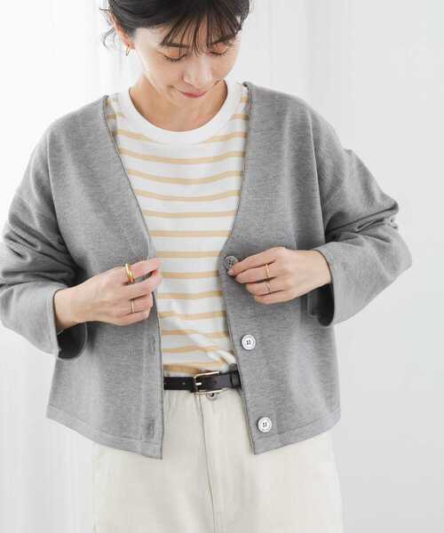 URBAN RESEARCH DOORS(アーバンリサーチドアーズ)の「『UR TECH 200日ニット』Vネックカーディガン(カーディガン/ボレロ・レディース・ブラック/ベージュ/オフホワイト/グレー/ネイビー・MEDIUM)」の11枚目の写真