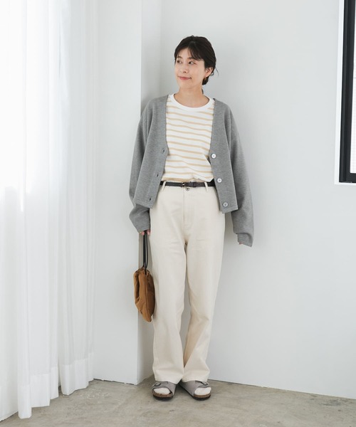 URBAN RESEARCH DOORS(アーバンリサーチドアーズ)の「『UR TECH 200日ニット』Vネックカーディガン(カーディガン/ボレロ・レディース・ブラック/ベージュ/オフホワイト/グレー/ネイビー・MEDIUM)」の12枚目の写真