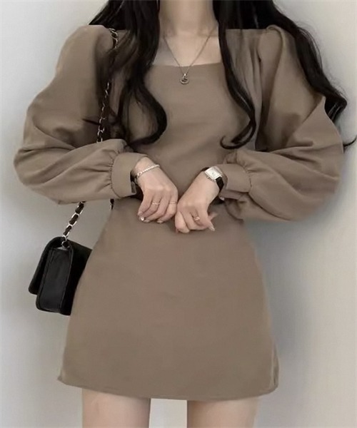 FREE STYLISTS（フリー スタイリスト）の「スクエアネックミニ丈ワンピース（ワンピース・レディース・ブラック/カーキ・M/L/XL/2XL/S）」の8枚目の写真