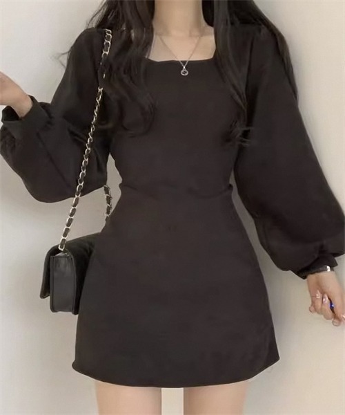 FREE STYLISTS（フリー スタイリスト）の「スクエアネックミニ丈ワンピース（ワンピース・レディース・ブラック/カーキ・M/L/XL/2XL/S）」の6枚目の写真