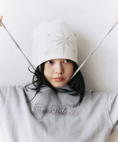 FCMM(エフシーエムエム)の「RHINSTONE CROP HOODIE/ラインストーンクロップフーディ(パーカー・レディース・ブラック/ライトブルー/グリーン・SMALL/MEDIUM)」の12枚目の写真