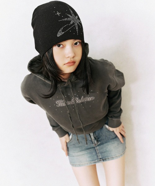 FCMM(エフシーエムエム)の「RHINSTONE CROP HOODIE/ラインストーンクロップフーディ(パーカー・レディース・ブラック/ライトブルー/グリーン・SMALL/MEDIUM)」の16枚目の写真