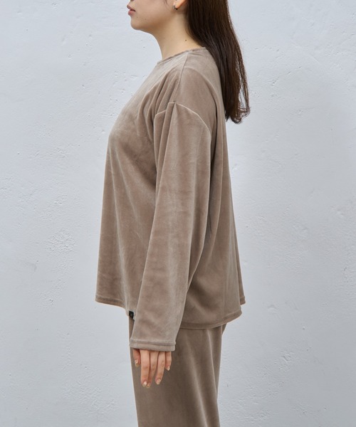 COLONY 2139(コロニートゥーワンスリーナイン)の「ベロア風パジャマ(ルームウェア/パジャマ・レディース・ブラック/モカ/グレー・FREE)」の21枚目の写真