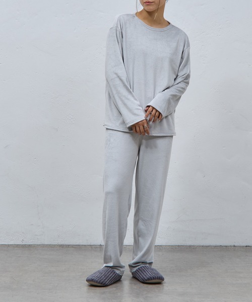 COLONY 2139(コロニートゥーワンスリーナイン)の「ベロア風パジャマ(ルームウェア/パジャマ・レディース・ブラック/モカ/グレー・FREE)」の11枚目の写真