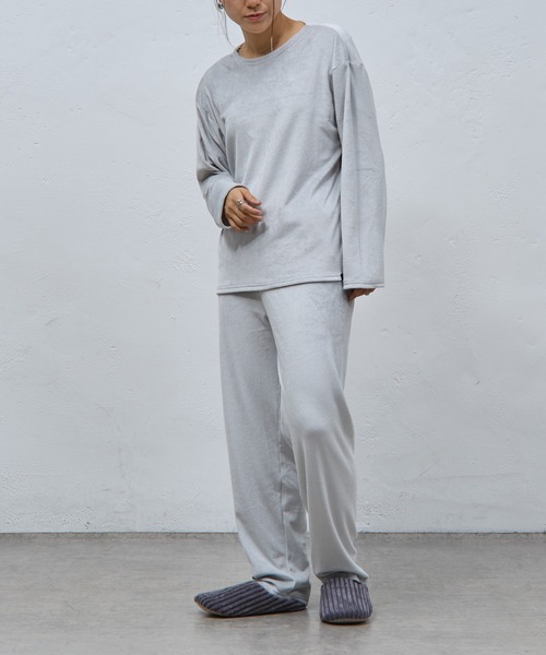 COLONY 2139(コロニートゥーワンスリーナイン)の「ベロア風パジャマ(ルームウェア/パジャマ・レディース・ブラック/モカ/グレー・FREE)」の14枚目の写真