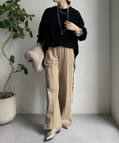 DouDou(ドゥドゥ)の「【WEB限定】バック切替オーバーサイズチュニック(ニット/セーター・レディース・グレー/ブラック/ネイビー・FREE)」の7枚目の写真