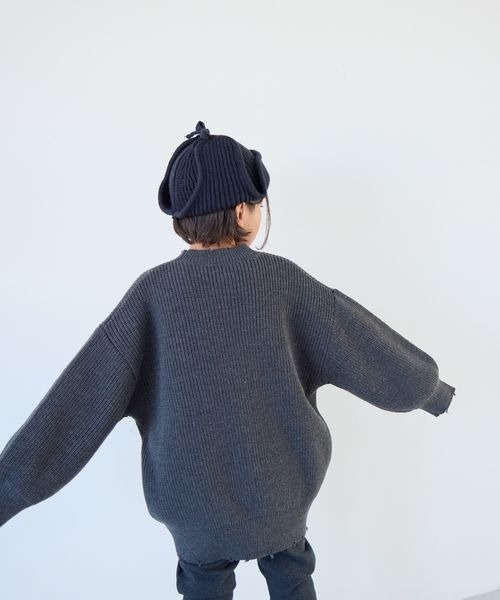 LOWRYS FARM（ローリーズファーム）の「クラッシュチュニックニット　 208835（ニット/セーター・キッズ・グレー/レッド/ブラック・110cm/120cm/130cm/140cm/150cm）」の4枚目の写真