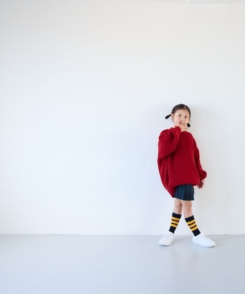 LOWRYS FARM（ローリーズファーム）の「クラッシュチュニックニット　 208835（ニット/セーター・キッズ・グレー/レッド/ブラック・110cm/120cm/130cm/140cm/150cm）」の6枚目の写真