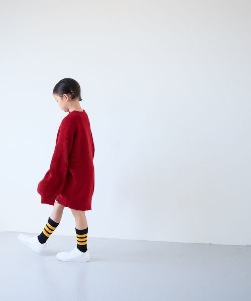LOWRYS FARM（ローリーズファーム）の「クラッシュチュニックニット　 208835（ニット/セーター・キッズ・グレー/レッド/ブラック・110cm/120cm/130cm/140cm/150cm）」の8枚目の写真