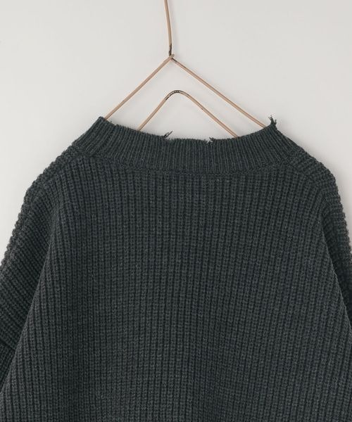 LOWRYS FARM（ローリーズファーム）の「クラッシュチュニックニット　 208835（ニット/セーター・キッズ・グレー/レッド/ブラック・110cm/120cm/130cm/140cm/150cm）」の15枚目の写真