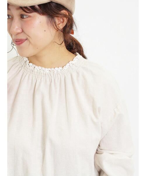 Samansa Mos2(サマンサ モスモス)の「襟レースプルオーバーブラウス(シャツ/ブラウス・レディース・ベージュ/ブラック/グリーン/キナリ・F)」の4枚目の写真