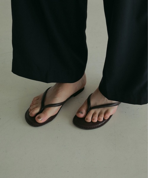アンヌーク　Ecoleather Tong Sandals Ecoleather Tong Sandals（サンダル）｜anuke（アンヌーク）の