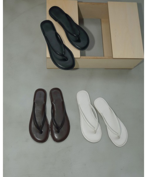 【新品】anuke Ecoleather Tong Sandals IVR Ecoleather Tong Sandals（サンダル）｜anuke（アンヌーク）の