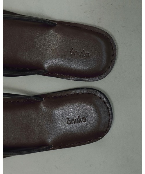 anuke（アンヌーク）の「Ecoleather Tong Sandals（サンダル・レディース・アイボリー/ブラック/ブラウン・36inch/37inch/38inch）」の8枚目の写真