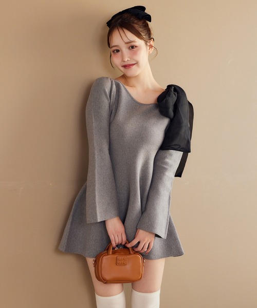 one after another NICE CLAUP(ワンアフターアナザーナイスクラップ)の「【Holiday collection】肩リボンワンピース(ワンピース・レディース・杢グレー/アイボリー/ブラック/レッド・FREE)」の8枚目の写真