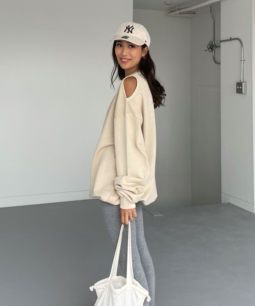 CHERI since1985（シェリ）の「ピグメント肩開きオーバーサイズ