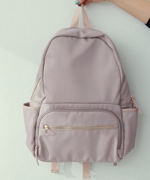 natural couture（ナチュラルクチュール）の「【mamamo】15ポケットきれいめリュック（ショルダーバッグ・レディース・ブラック/グレイッシュベージュ/ブラウン・FREE）」の20枚目の写真