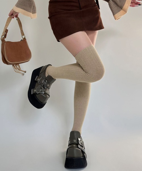 Miniministore(ミニミニストア)の「ニーハイソックス 韓国風くしゅくしゅ靴下(ソックス/靴下・レディース・ダークベージュ/ブラウン/ホワイト/グレー/ブラック/ライトベージュ・FREE)」の6枚目の写真