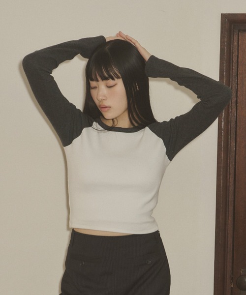 GIUNON（ジウノン）の「long sleeve raglan t / ロングスリーブラグランTシャツ（Tシャツ/カットソー・レディース・グレー/ネイビー・FREE）」の9枚目の写真