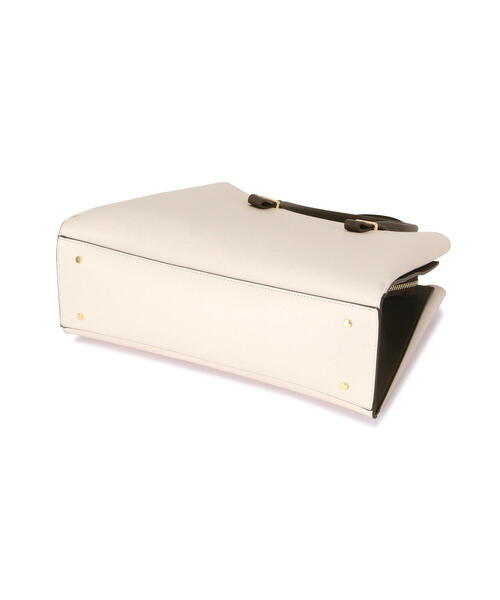 NATURAL BEAUTY BASIC（ナチュラルビューティーベーシック）の「◇トラペーズクラッシートートバッグ（トートバッグ・レディース・ブラック/ホワイト系その他・ﾌﾘ-）」の4枚目の写真