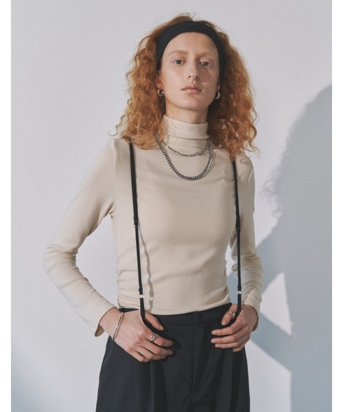 Solace(ソレイス)の「サイドギャザーシンプルカットタートルネックトップス(Tシャツ/カットソー・レディース・ブラック/ブラウン/アイボリー・FREE)」の8枚目の写真