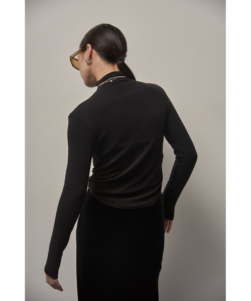 Solace(ソレイス)の「サイドギャザーシンプルカットタートルネックトップス(Tシャツ/カットソー・レディース・ブラック/ブラウン/アイボリー・FREE)」の20枚目の写真