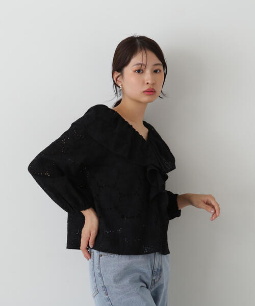N.(N. Natural Beauty Basic)(エヌエヌナチュラルビューティーベーシック)の「ラッフルレースブラウス(シャツ/ブラウス・レディース・オフホワイト/ブラック・MEDIUM)」の22枚目の写真