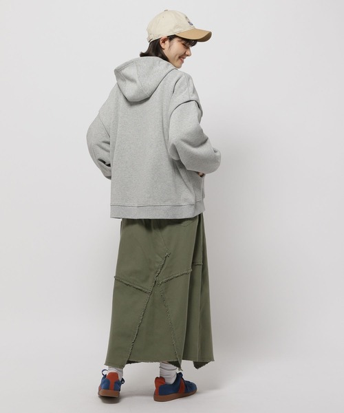 niko and...(ニコアンド)の「袖取り外しZIPパーカー(パーカー・レディース・ネイビー/グレー/アイボリー・FREE)」の8枚目の写真