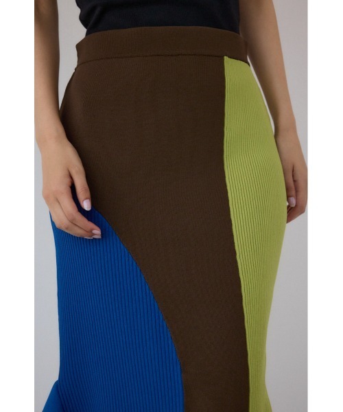 PLUS(プラス)の「【PLUS】マルチコンビアシメニットタイトスカート(スカート・レディース・ブラック系その他/グリーン系その他2・SMALL/MEDIUM)」の5枚目の写真