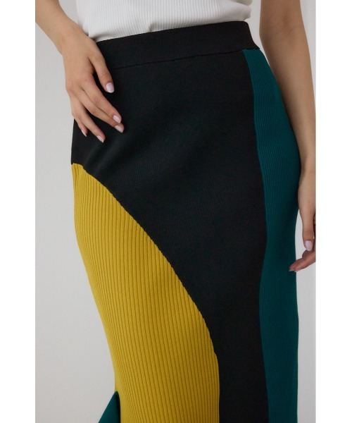 PLUS(プラス)の「【PLUS】マルチコンビアシメニットタイトスカート(スカート・レディース・ブラック系その他/グリーン系その他2・SMALL/MEDIUM)」の16枚目の写真