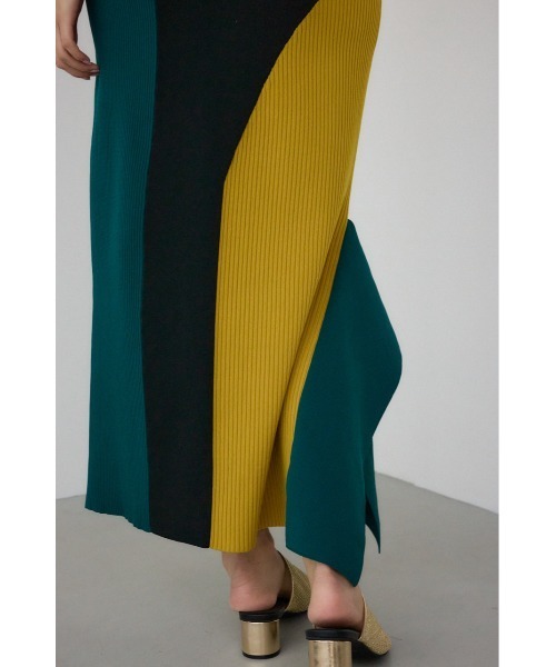 PLUS(プラス)の「【PLUS】マルチコンビアシメニットタイトスカート(スカート・レディース・ブラック系その他/グリーン系その他2・SMALL/MEDIUM)」の13枚目の写真