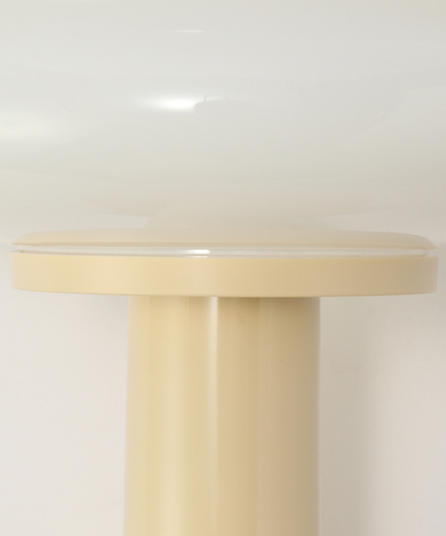 【Geek Office / ギークオフィス】ILKWDESIGN SNOWMAN 15 PORTABLE WHITE/BUTTER