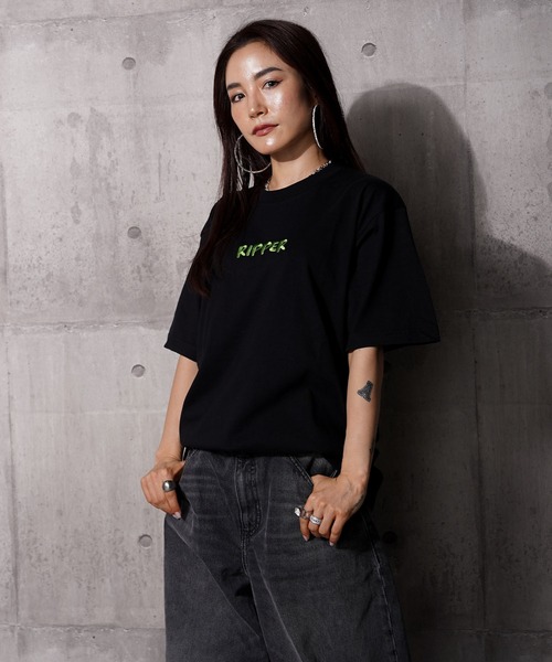 RIPPER(リッパー)の「【RIPPER】グッドラック S/S Tee / Good Luck Short Sleeve Tee(Tシャツ/カットソー・メンズ・ホワイト×グリーン/ホワイト×ブルー/ブラック×ブルー/ブラック×グリーン・M/L/XL)」の6枚目の写真