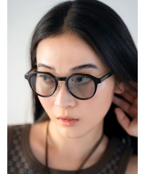 Ungrid（アングリッド）の「ウェリントングレーレンズサングラス（サングラス・レディース・グレー・FREE）」の2枚目の写真