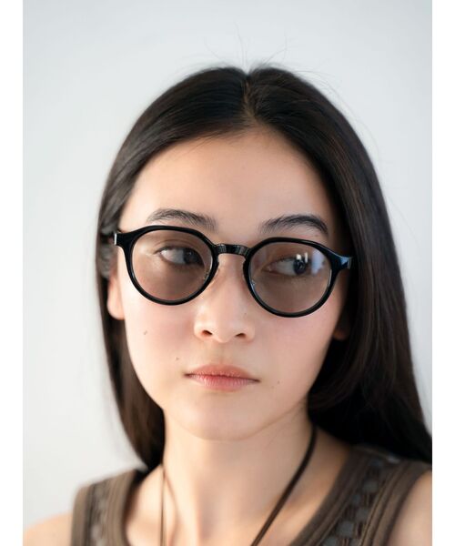 Ungrid（アングリッド）の「ウェリントングレーレンズサングラス（サングラス・レディース・グレー・FREE）」の3枚目の写真