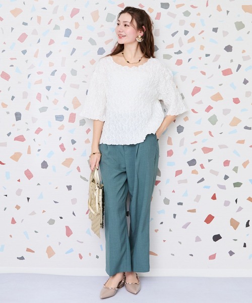 JETSET SOLO PLUS (ジェットセットソロプラス)の「【INDUS luxury for JETSET SOLO PLUS】フラワーシャーリングブラウス(シャツ/ブラウス・レディース・ブラック/オフホワイト/ピンク/ベージュ・FREE)」の5枚目の写真