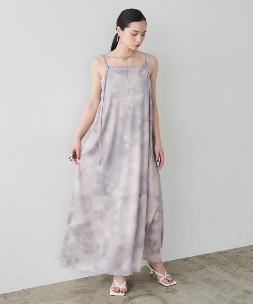 AIC.（エーアイシー）の「2wayムラ染めプリントロングワンピース（ワンピース・レディース・ライトグレー/ピンク系/チャコールグレー・FREE）」の2枚目の写真