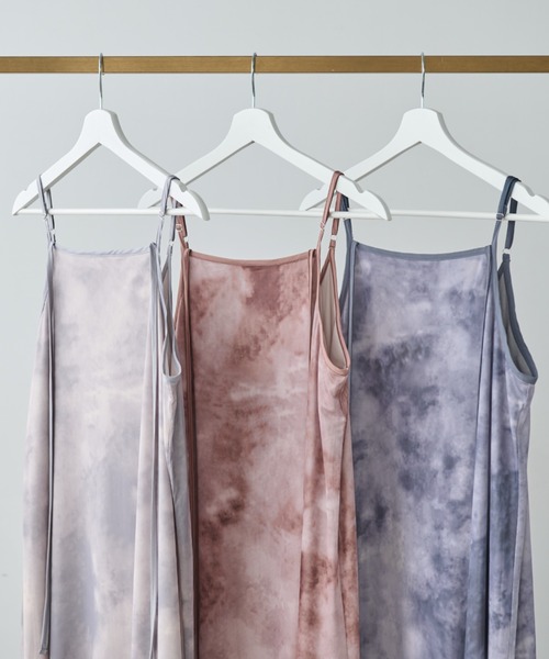 AIC.（エーアイシー）の「2wayムラ染めプリントロングワンピース（ワンピース・レディース・ライトグレー/ピンク系/チャコールグレー・FREE）」の4枚目の写真